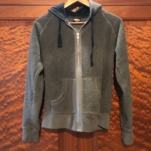 Kavu medium gray fuzzy jacket